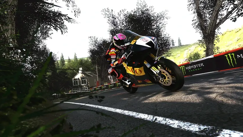 TT Isle Of Man: Ride on the Edge 3 — وێنەکان